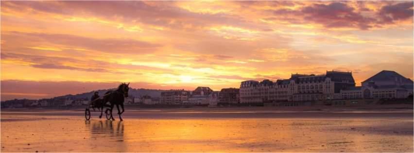 Charmant 2 Pieces A 5 Mn A Pied De La Mer Cabourg Dış mekan fotoğraf